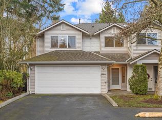 7712 196th St SW APT A, Edmonds, WA 98026