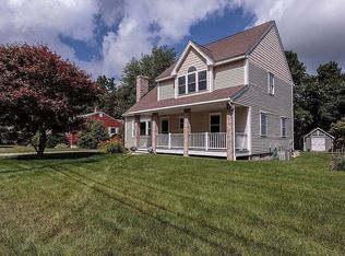 5 Grove St, Westford, MA 01886