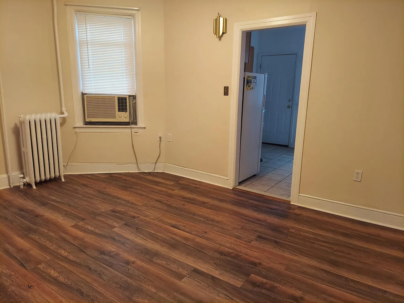 3 bed, 1218 sqft, $2,150 — Photo 3