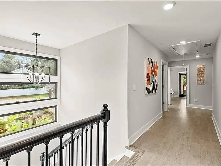 2145 Park Ter — Photo 35
