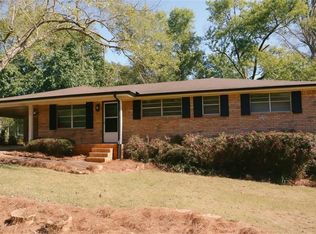 70 W Meadowcliff Cir, Carrollton, GA 30116