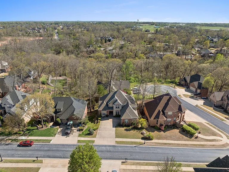 3902 NE Cadbury Ave — Photo 14