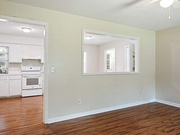 5th image of 132 Blanchard Rd