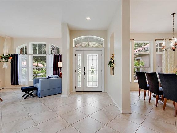 4th image of 17849 Green Willow Dr