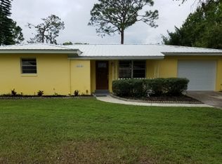 218 Robin Ave, Sebring, FL 33870