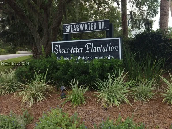 32 Shearwater Dr, Hilton Head Island, SC 29926