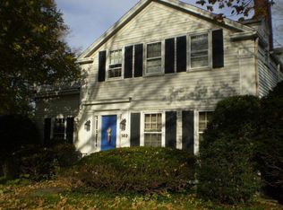 7 Henry St, Sag Harbor, NY 11963