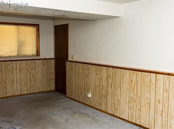 5th image of 1387 Nokomis Dr