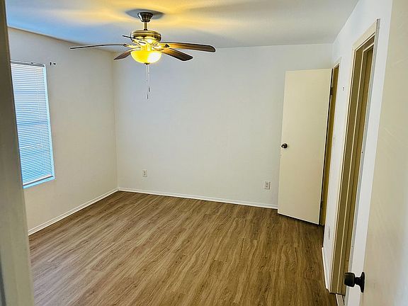 4th image of 1400 Gandy Blvd N Unit 1509