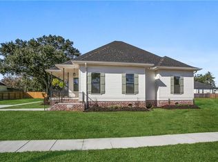 1808 Esteban St, Arabi, LA 70032