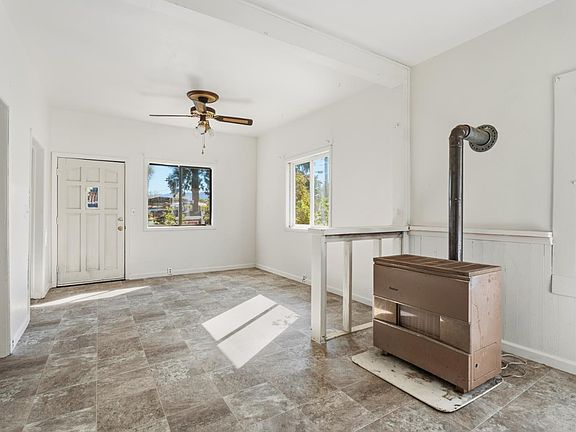 4th image of 360 S Lenore Avenue