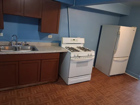 15945 Lexington Ave APT 10, Harvey, IL 60426