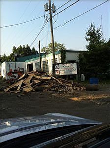 2nd image of 5896 Sawyer Rd