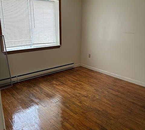 Larger bedroom