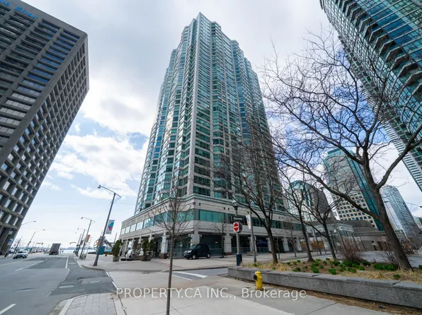 10 Yonge St #1209, Toronto, ON M5E 1R4