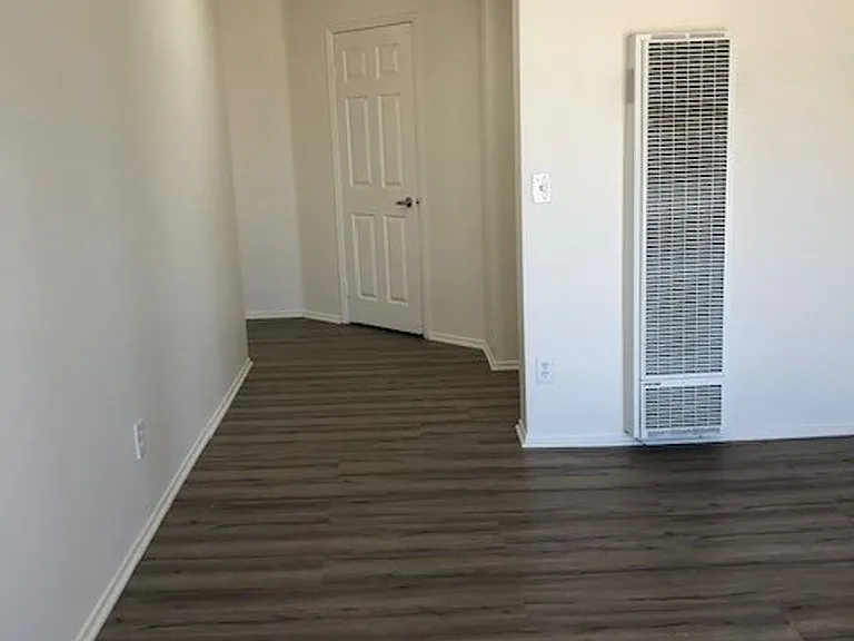 Elm Terrace Apartments — Photo 63