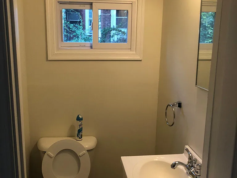 125 Kingsley St — Photo 8