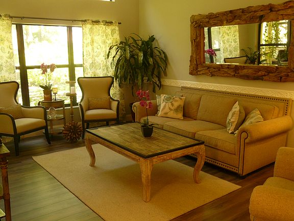 4th image of 2928 SW Mariposa Cir