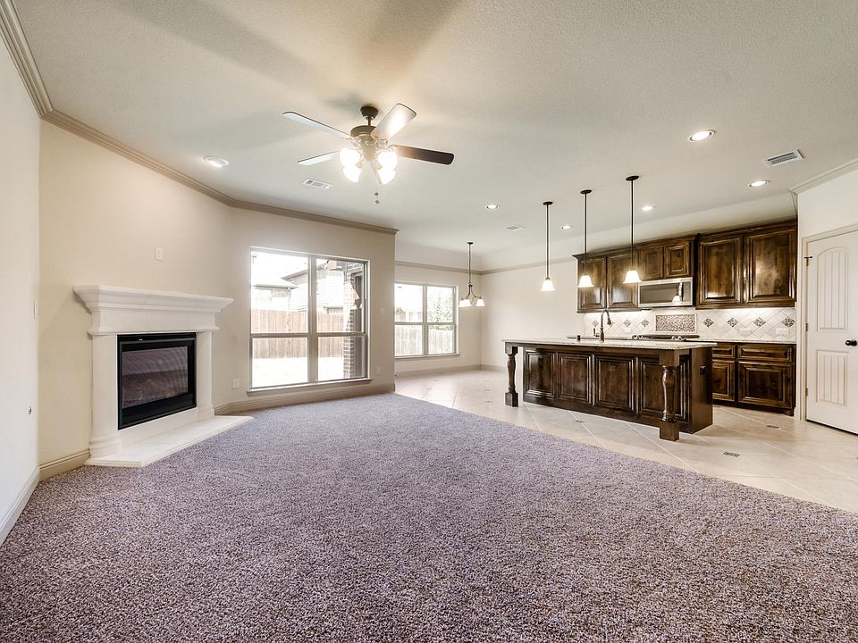 1st image of 8513 Hornbeam Dr