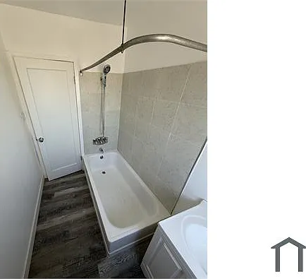 5492 Ruth Ave #2 — Photo 5