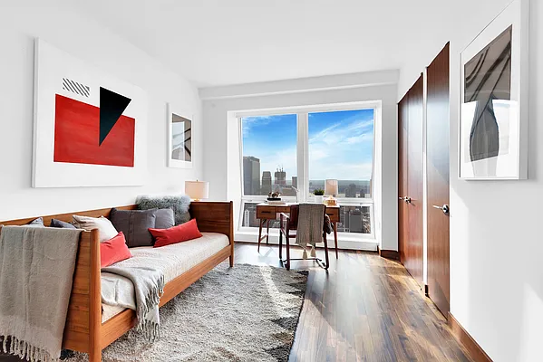 Rented by Compass | media 27