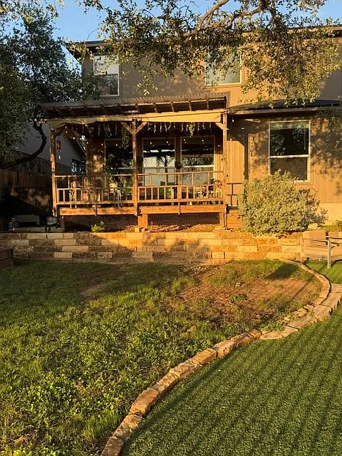 3 bed, 2.5 bath, 1608 sqft, $2,950 — Photo 3