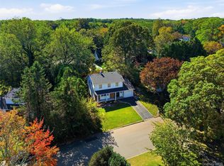 4 Deepdale Drive, Rocky Point, NY 11778