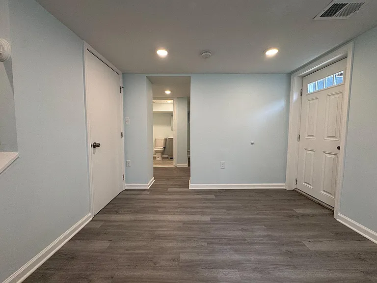 9405 Rhode Island Ave — Photo 27