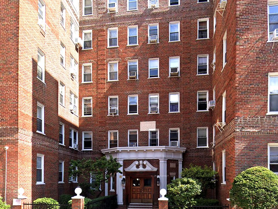 1st image of 63-109 Saunders St APT B12