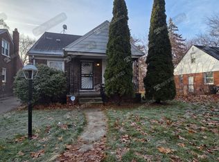 16432 Collingham Dr, Detroit, MI 48205