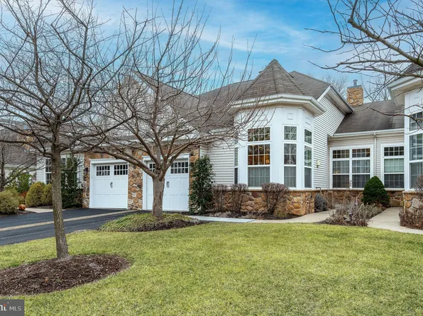 162 Copperfield Dr, Lawrence Township, NJ 08648
