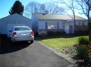 28 Braddock Dr, Latrobe, PA