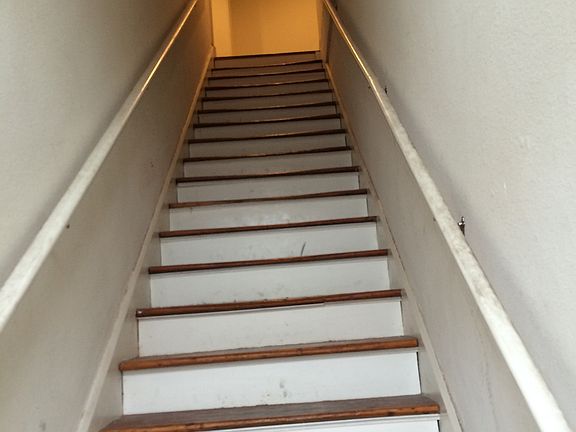 Stairs to 2nd floor (4 units)