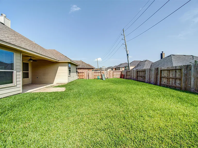 9214 Cavalier Ln — Photo 10