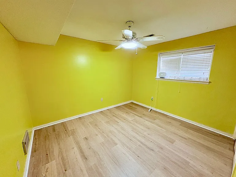 101 Knight Cir — Photo 22