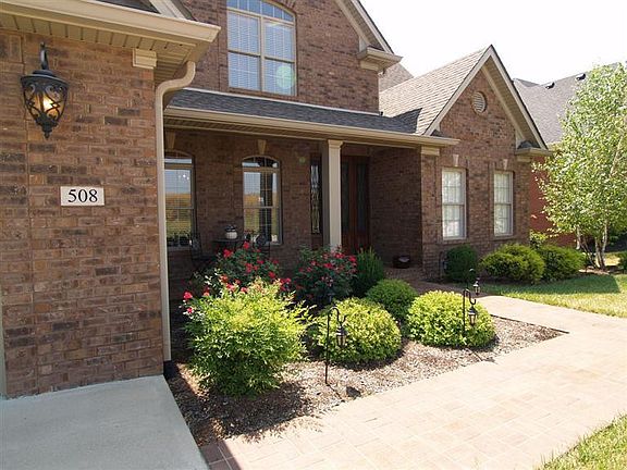 3rd image of 508 Breezewood Ct