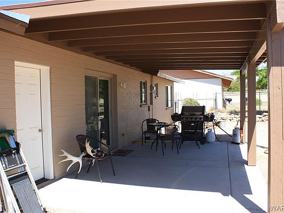 3rd image of 2734 Karen Ave