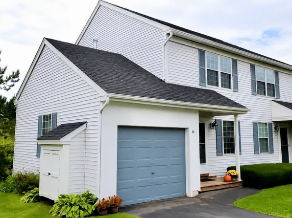 59 Seth Cir, Williston, VT 05495