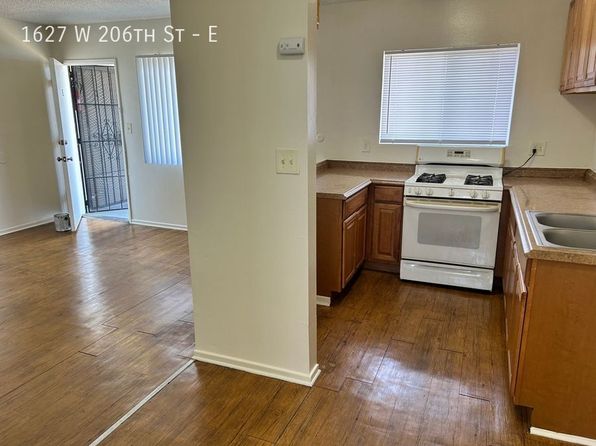 1627 W 206th St APT E