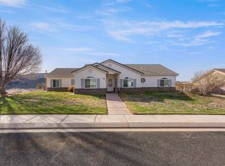 250 E 970 N, Hurricane, UT 84737