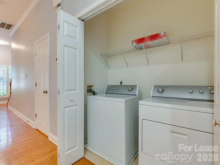 1571 Pecan Ave — Photo 23
