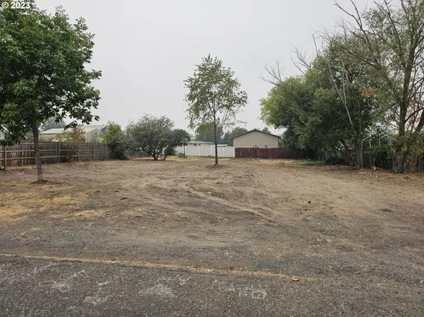 1328 Boston St, Clarkston, WA 99403