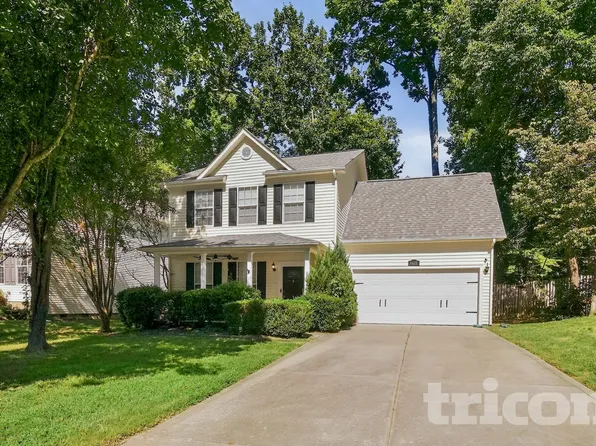6610 Riva Ridge Ct, Charlotte, NC 28216