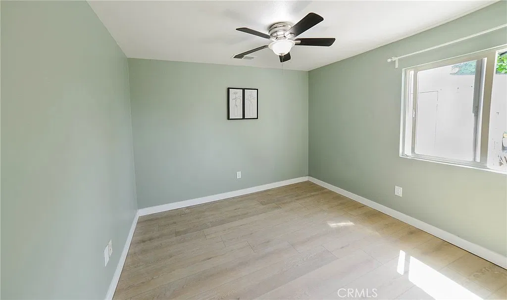 4 bed, 1300 sqft, $3,800 — Photo 2