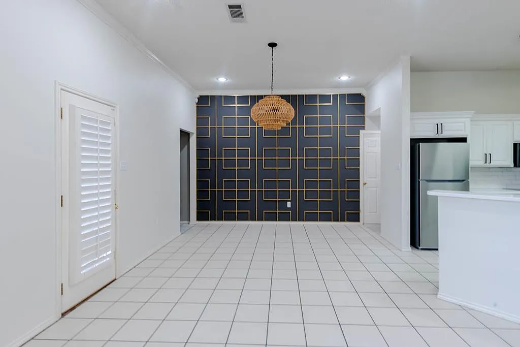 Building Photo - 4801 Whitman Dr