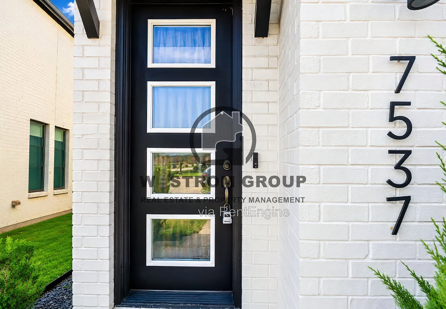 3 bed, 2.5 bath, 1830 sqft, $2,695 — Photo 4