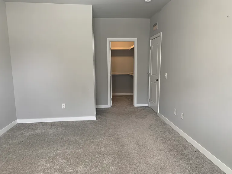 Shelby Pointe Village — Photo 25