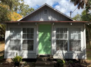 12391 SW Live Oak St, Cedar Key, FL 32625