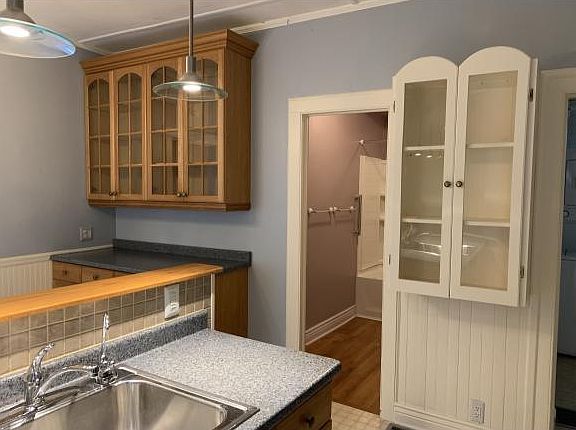 4th image of 83 Park Ave