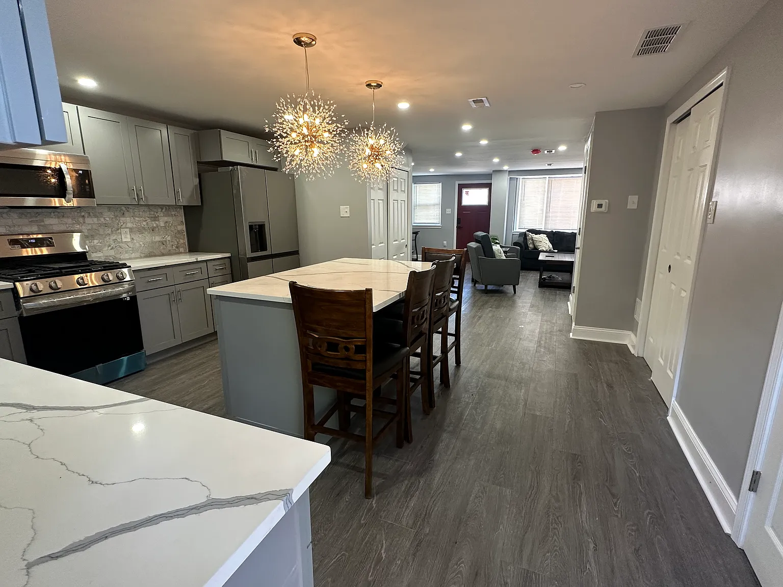 3 bed, 2.5 bath, 1440 sqft, $2,600 — Photo 1
